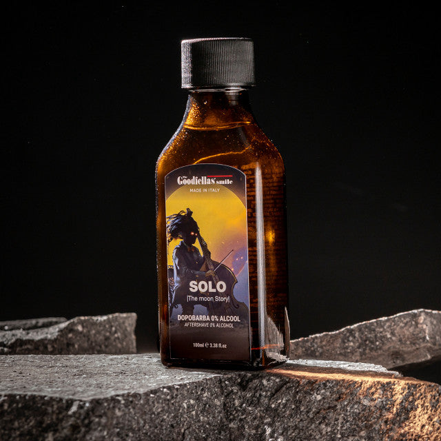 Улыбка славных парней Solo Aftershave Splash Сделано в Италии